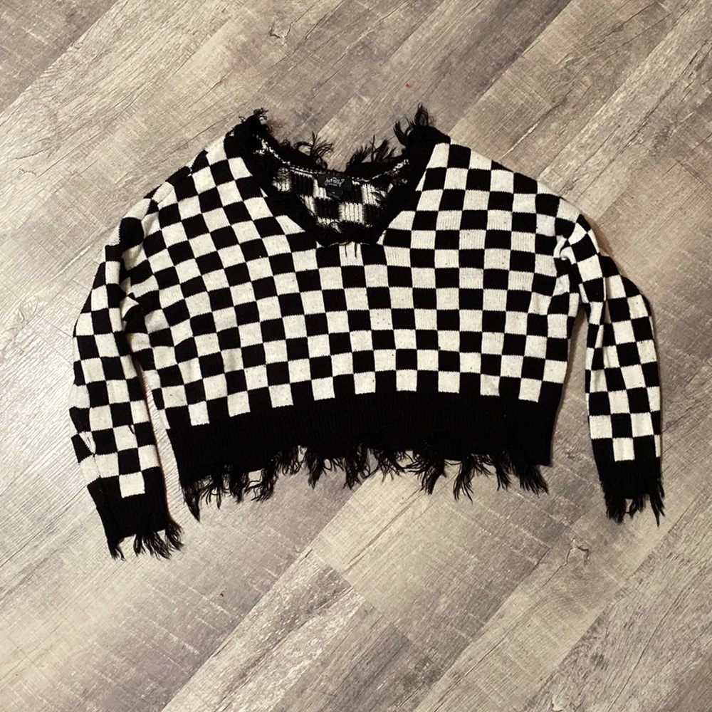 Sweater - Picture 1 of 3